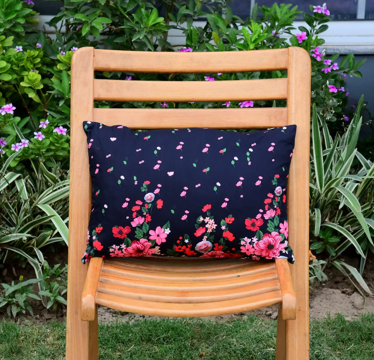 6 PCs Digital Printed Cotton Cushions-Earth Planet