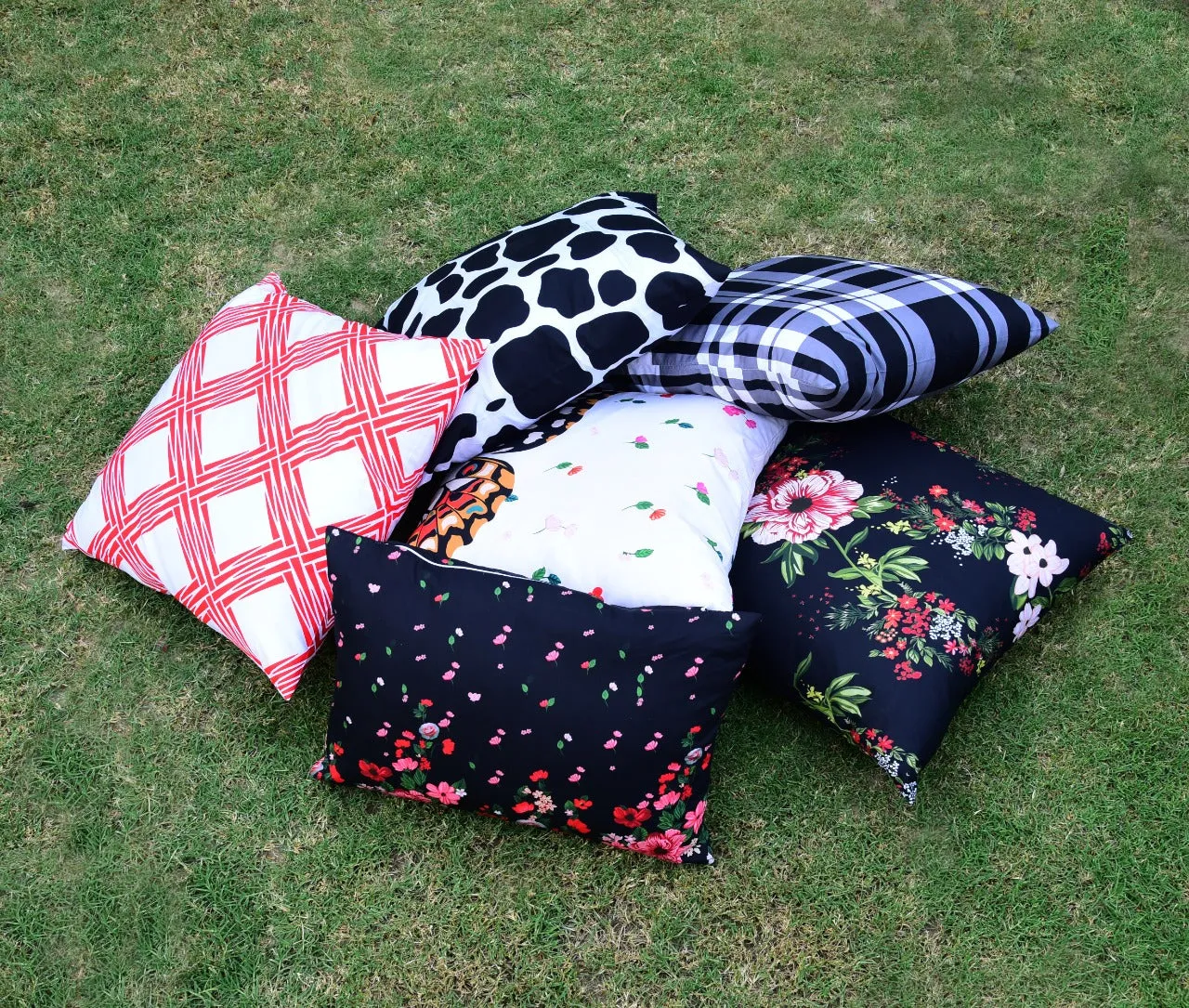 6 PCs Digital Printed Cotton Cushions-Earth Planet