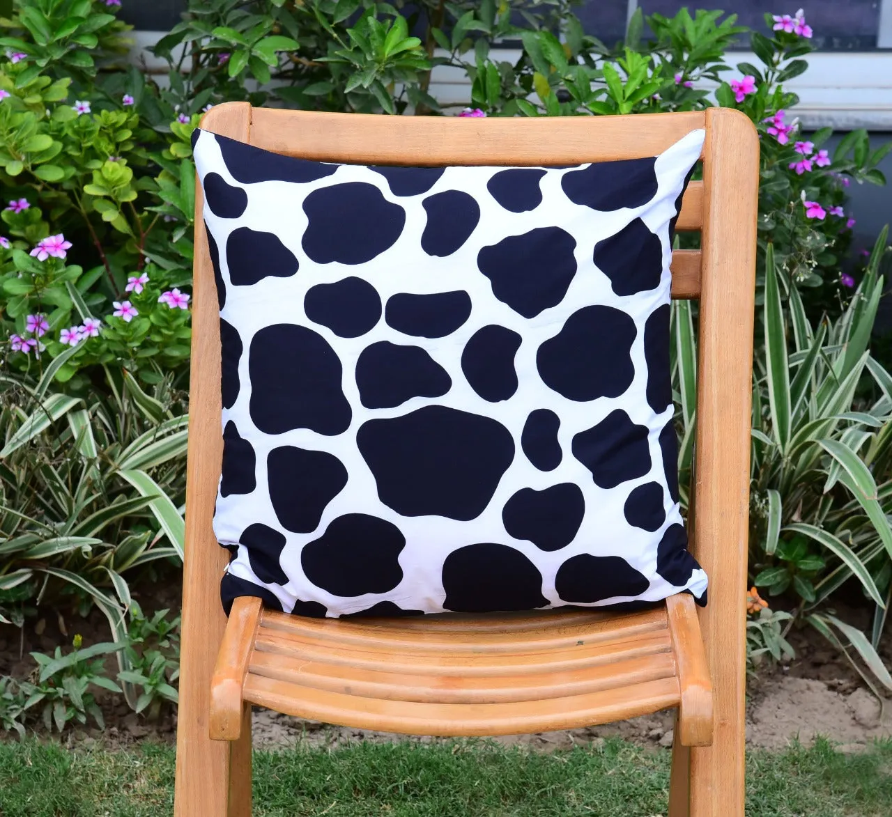 6 PCs Digital Printed Cotton Cushions-Earth Planet