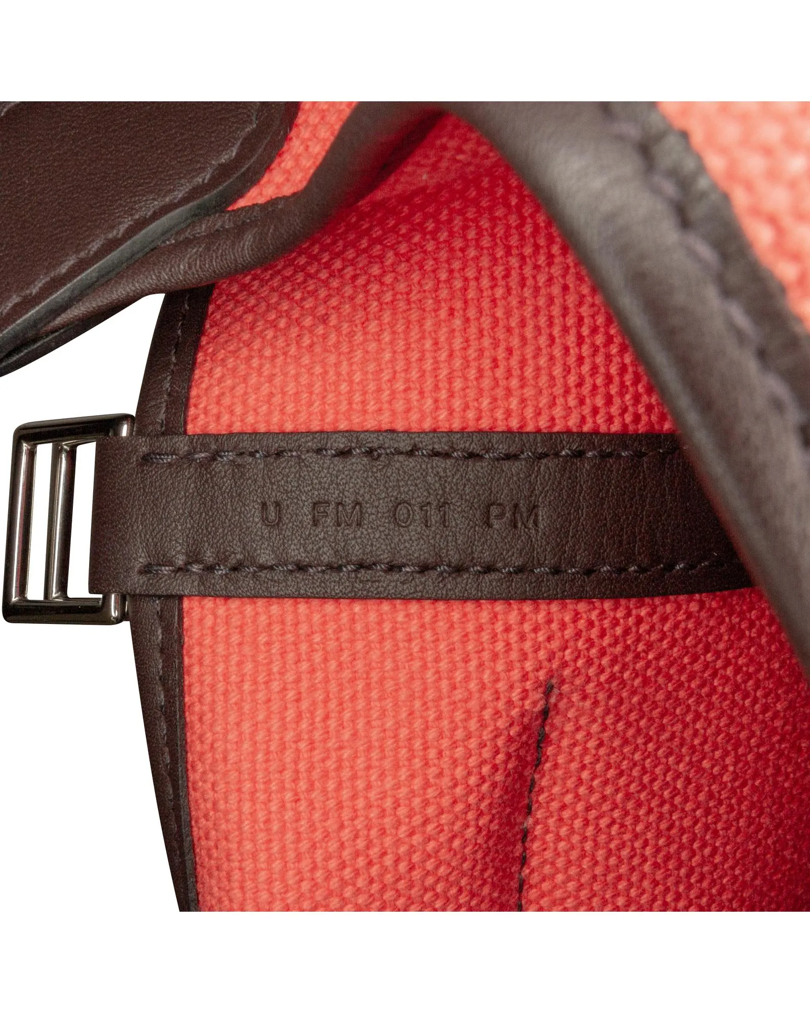 Canvas and Leather Cargo Picotin with Buckle Closure