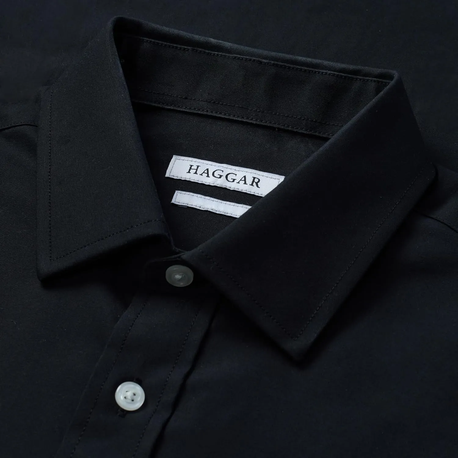 Haggar Men's Premium Comfort Classic Fit Dress Shirt
