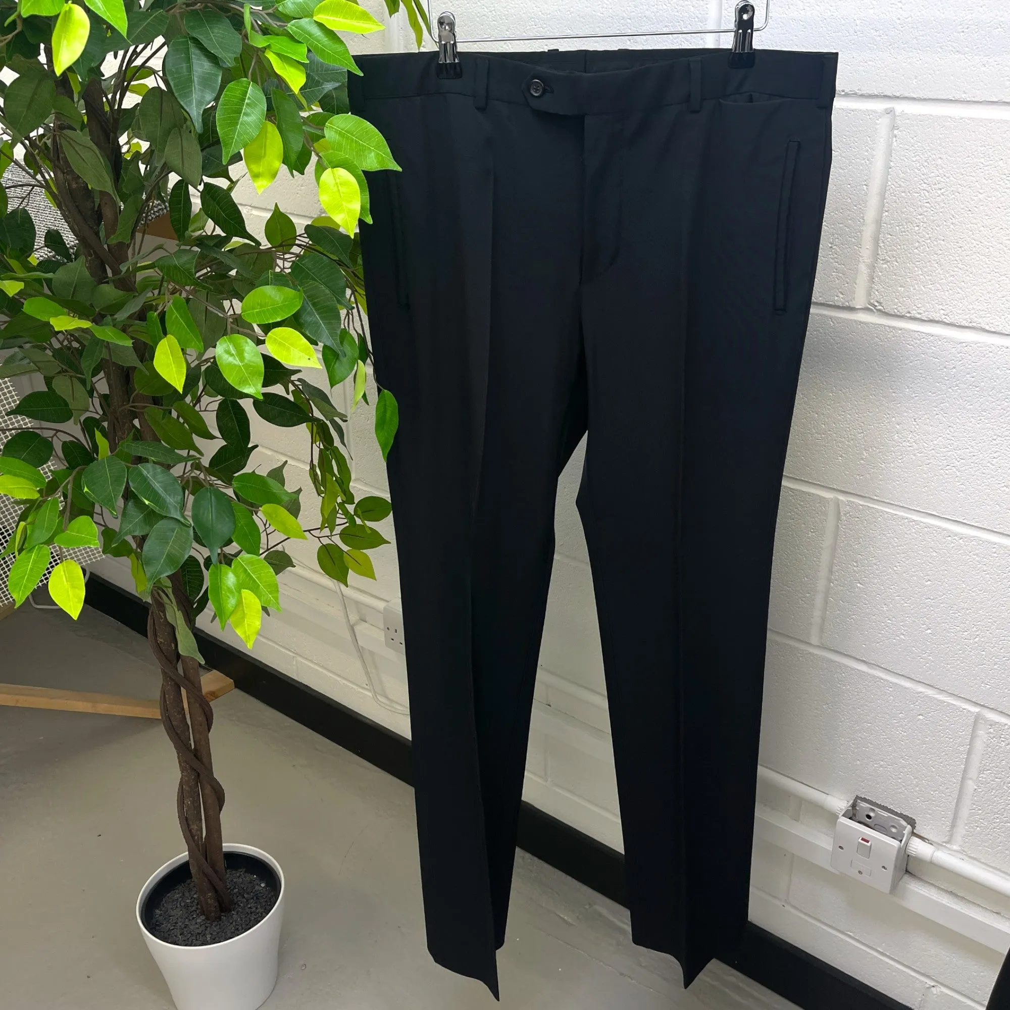 Men's Polyester Suit Black Size 52R