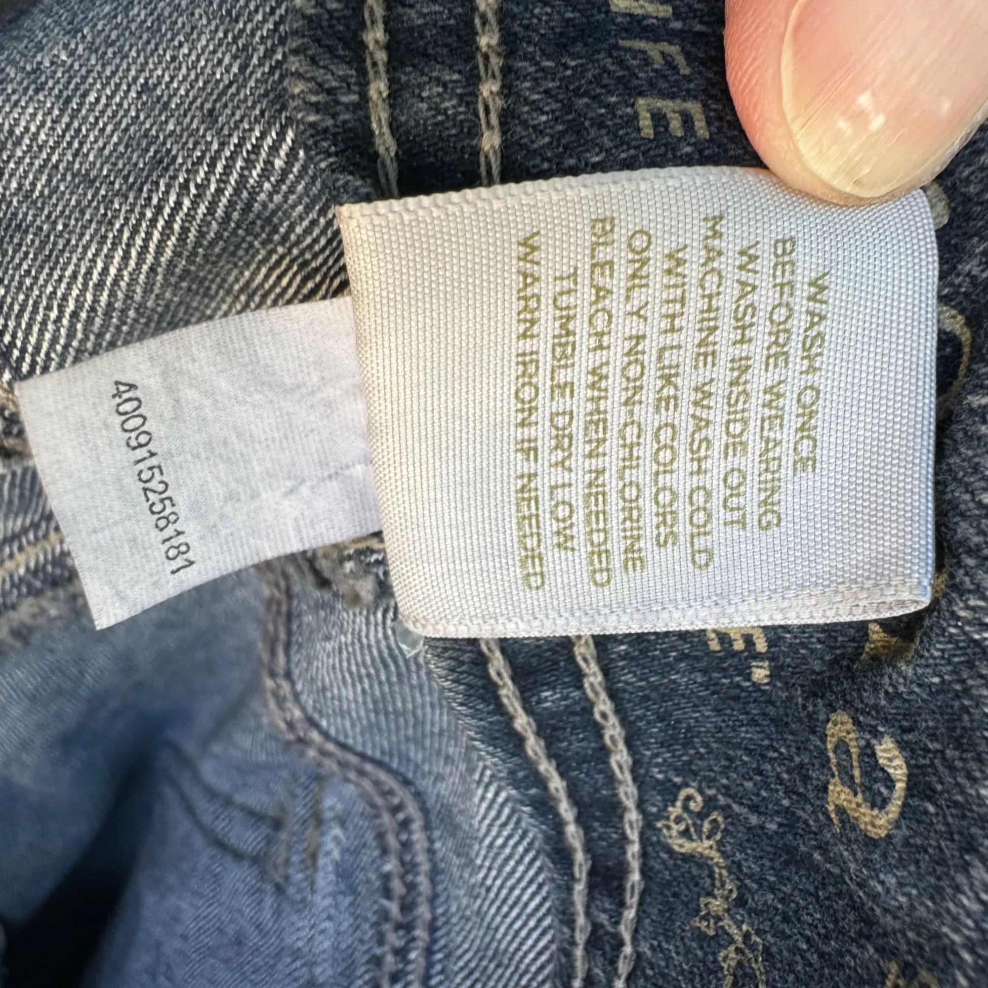 Sonoma Life   Style Modern Fit Denim Capris Pockets & Button Accents - New - 18W