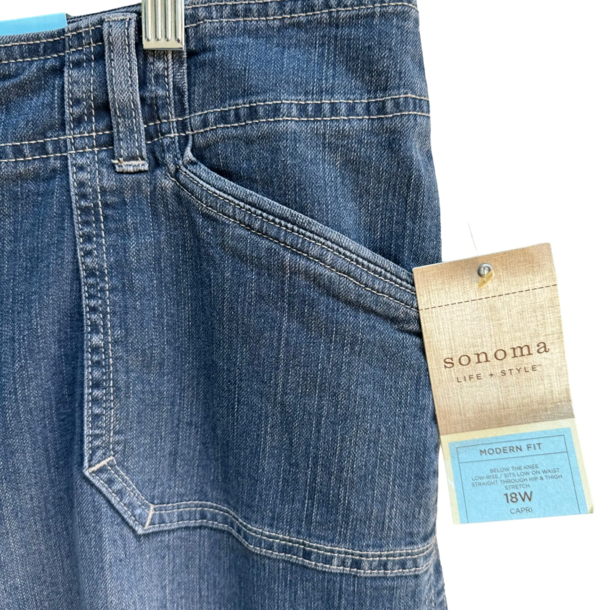 Sonoma Life   Style Modern Fit Denim Capris Pockets & Button Accents - New - 18W