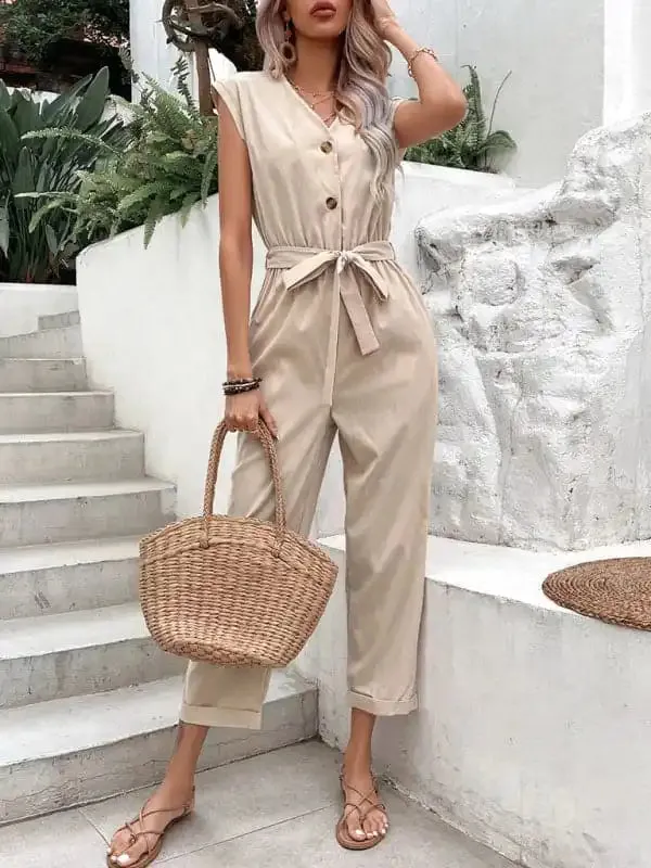 Women’s Sleeveless V-neck Women’s Cropped Waist Jumpsuit