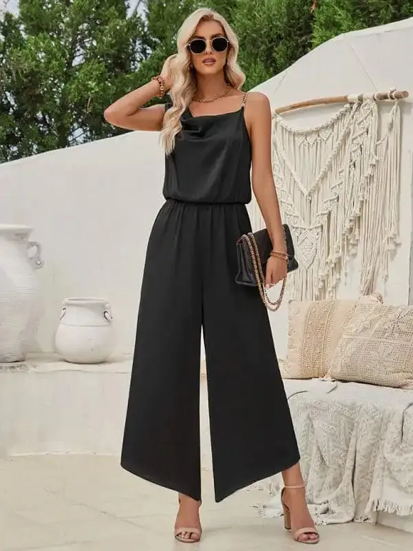 Women’s solid color suspender waist wide leg jumpsuit